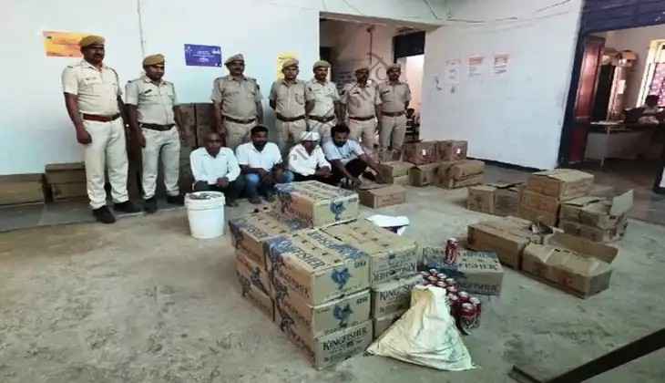 उदयपुर न्यूज़: 7 कारों से 77 कर्टन अवैध शराब जब्त, 4 आरोपी गिरफ्तार