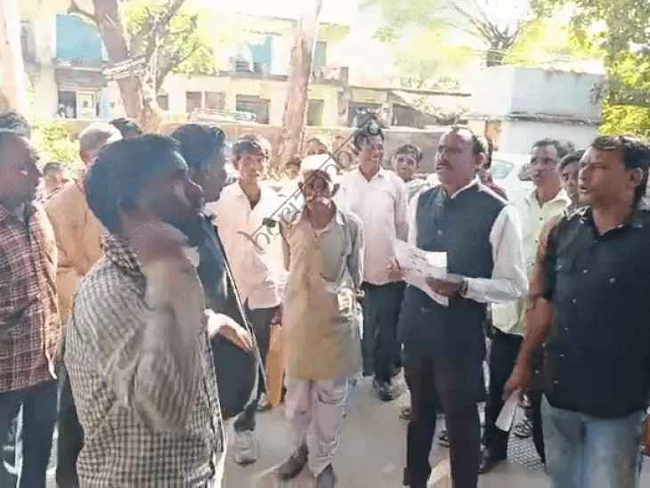 उदयपुर न्यूज़: उदयपुर की दुकान से यूरिया चित्तौड़गढ़ में बेचकर तोड़े नियम, 90 बैग की गड़बड़ी