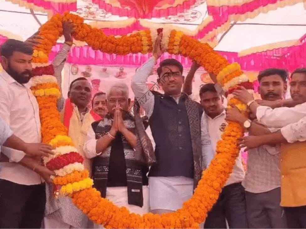 उदयपुर न्यूज़: जनजाति मंत्री ने आदिवासी पहचान पर सवाल पूछकर सभा में बढ़ाई सियासी गर्मी