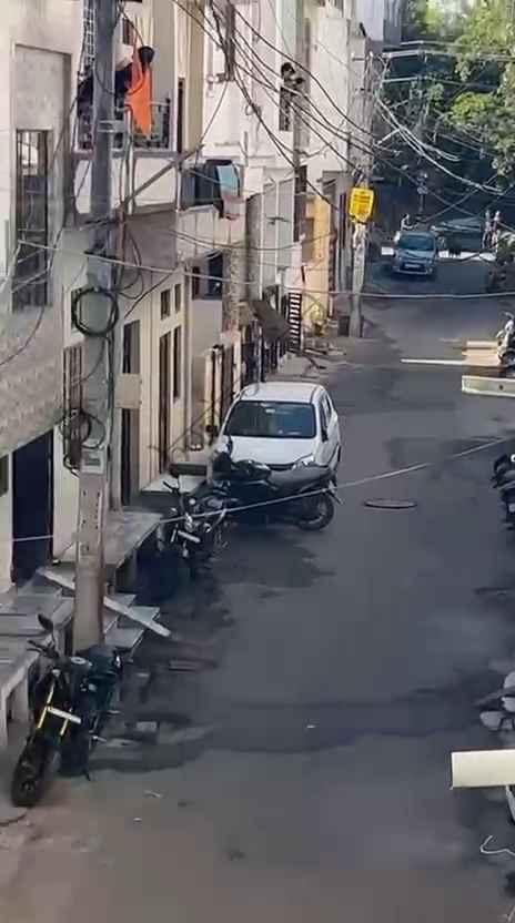 उदयपुर न्यूज़: घर में घुसा पैंथर, दीवार फांदकर महिला के सामने आ गया, फिर दूसरे मकान में चला गया