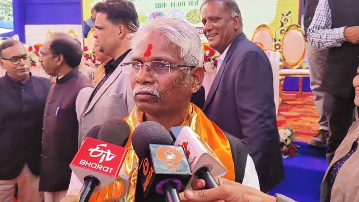 उदयपुर न्यूज़: केबिनेट मंत्री खराड़ी ने कहा- कांग्रेस डूबती नाव, जो बैठेगा डूबेगा