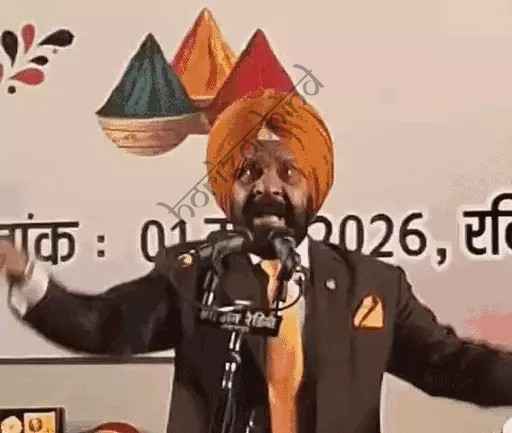 उदयपुर न्यूज़: होली पर ठहाकों की बरसात: लोक कला मंडल में सजी हास्य की महफिल