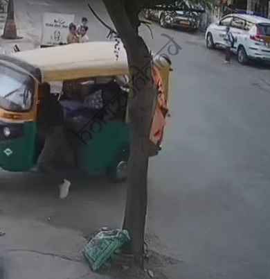 उदयपुर न्यूज़: दिल दहला देने वाला हादसा : साइकिल चला रहे बच्चे को ऑटो ने कुचला