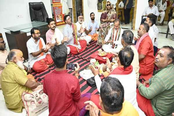 राजस्थान न्यूज़: भाजपा अध्यक्ष मदन राठौड़ ने सादगी से मना रहे हैं 71 वां जन्मदिन, पीएम मोदी, अमित शाह और भजनलाल सहित शीर्ष नेताओं ने दी शुभकामनाएं