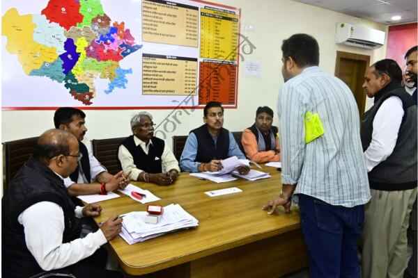 राजस्थान न्यूज़: जनता व कार्यकर्ताओं की समस्याओं का समाधान सर्वोच्च प्राथमिकता—कर्नल राज्यवर्धन सिंह राठौड़: 3 दिसंबर को खींवसर व मंजू बाघमार करेंगी कार्यकर्ता सुनवाई