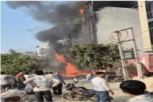 राष्ट्रीय न्यूज़: वृंदावन के नए सिद्धि विनायक होटल में भीषण आग, 40 लोग फंसे, 3 झुलसे