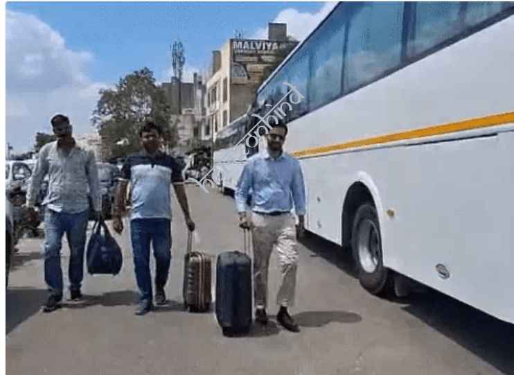 राजस्थान न्यूज़: जयपुर में मतगणना से पहले भाजपा प्रत्याशियों की बाड़ेबंदी, बसों से दिल्ली रोड स्थित रिसॉर्ट भेजा